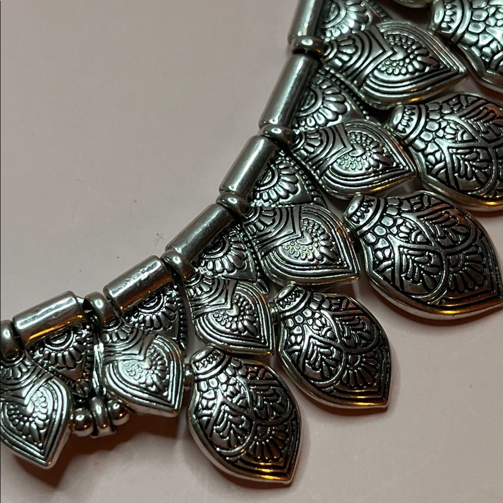 Silver Statement Necklace With Leaf Pendants - image 3